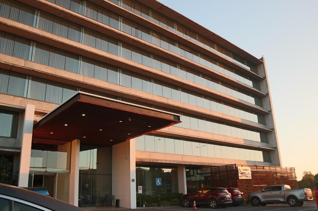 מלון Wyndham Concepcion Pettra מראה חיצוני תמונה The hotel's entrance