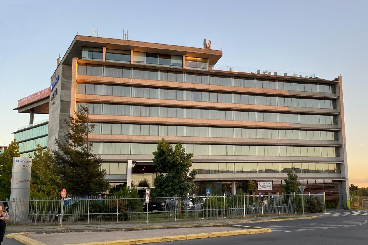 מלון Wyndham Concepcion Pettra מראה חיצוני תמונה The terminal