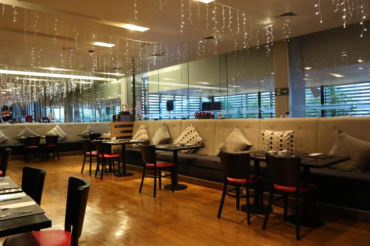 מלון Wyndham Concepcion Pettra מראה חיצוני תמונה The interior of the restaurant
